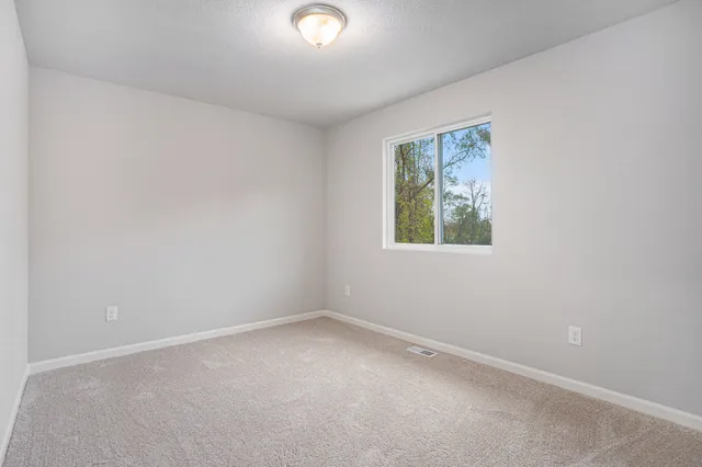 $284,900 | 604 Arizona Boulevard, Three Rivers, MI 49093