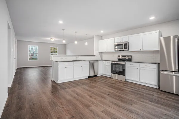 $284,900 | 604 Arizona Boulevard, Three Rivers, MI 49093