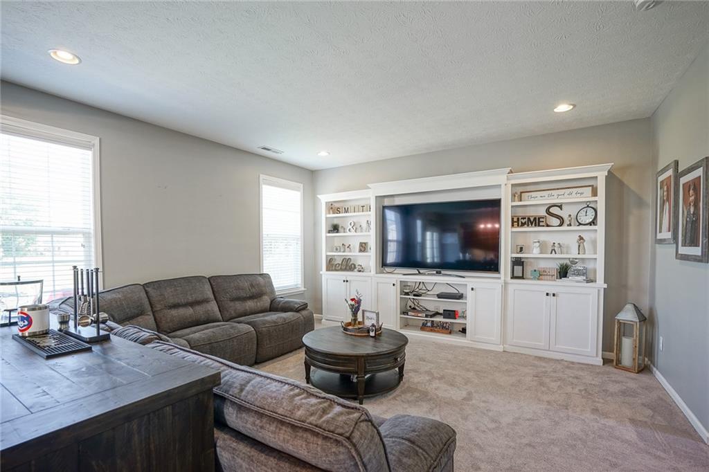 12474 Cold Stream Road Noblesville, IN 46060 - Photo 4 of 29 Gallery Image 4