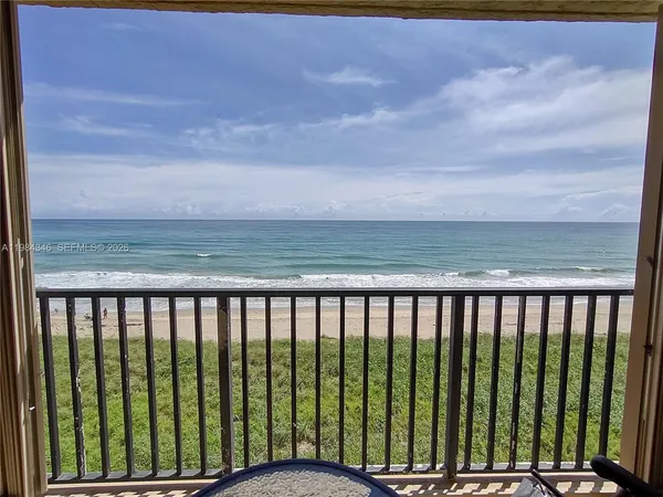 $3,500 | 10200 South Ocean Drive, Unit 504, Jensen Beach, FL 34957