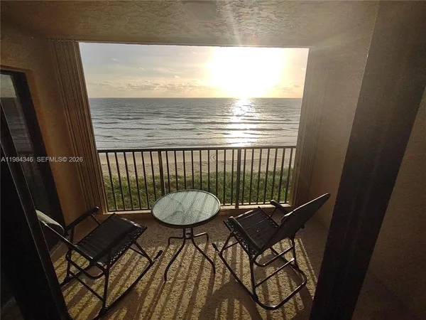 $3,500 | 10200 South Ocean Drive, Unit 504, Jensen Beach, FL 34957