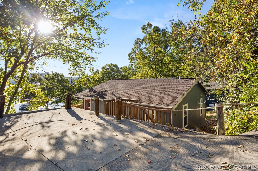 48 Boot Circle Camdenton, MO 65020 - Photo 3 of 43