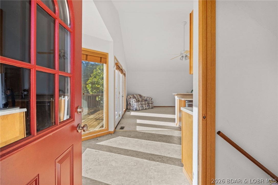 48 Boot Circle Camdenton, MO 65020 - Photo 5 of 43