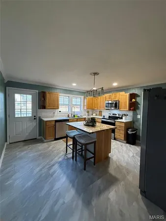 $215,250 | 400 West Missouri, Bland, MO 65014