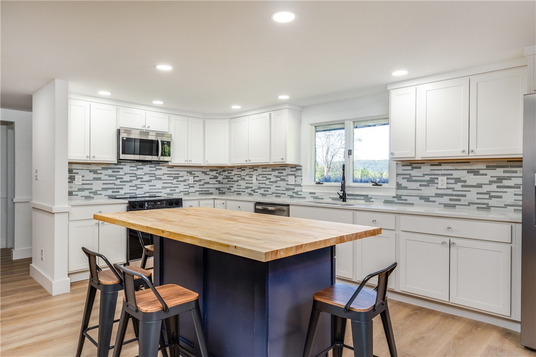 894 Middle Road Veteran, NY 14845 - Photo 3 of 50