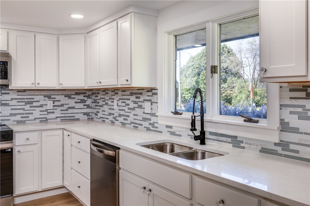 894 Middle Road Veteran, NY 14845 - Photo 6 of 50