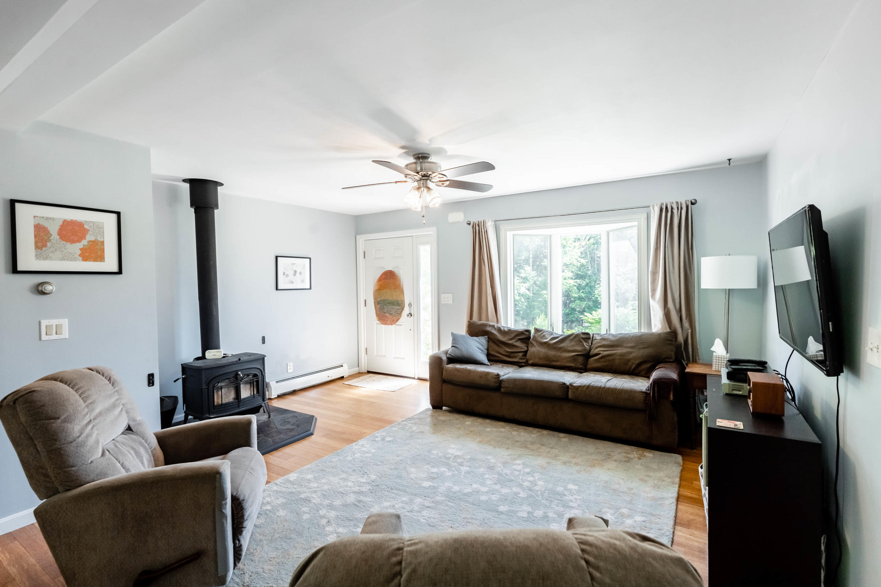 430 Ridge Road Bowdoinham, ME 04008 - Photo 16 of 30 Living Room