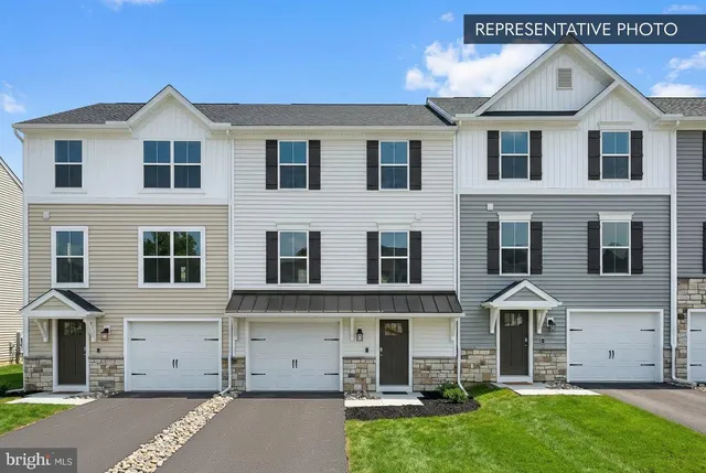 $359,990 | 1047 Addie Lane, Harrisburg, PA 17112