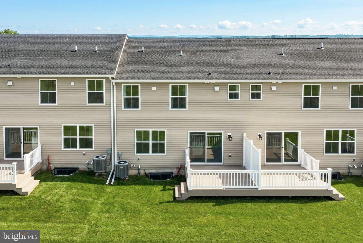 1047 Addie Lane Harrisburg, PA 17112 - Photo 2 of 16