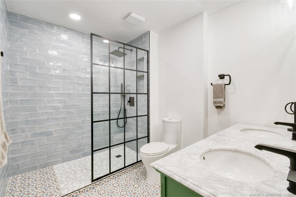 5363 Southeast Miles Grant Road, Unit D203 Stuart, FL 34997 - Photo 23 of 59