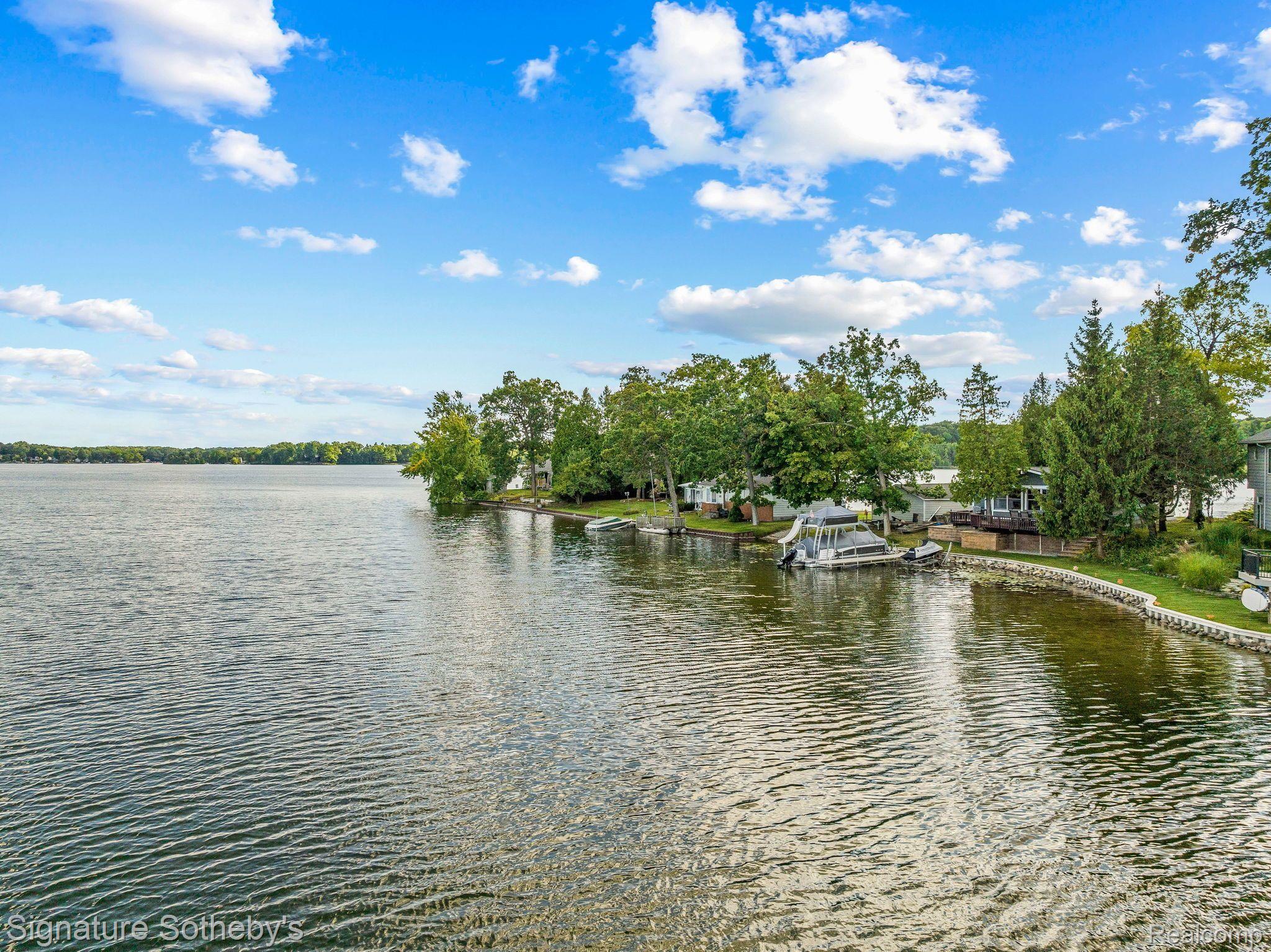 544 Deerpoint Road Leonard, MI 48367 - Photo 41 of 43 Gallery Image 41