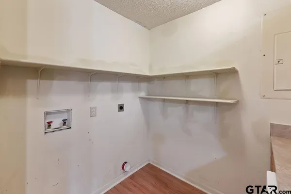 $195,000 | 1904 West Pinecrest Drive, Marshall, TX 75670