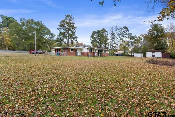 $195,000 | 1904 West Pinecrest Drive, Marshall, TX 75670