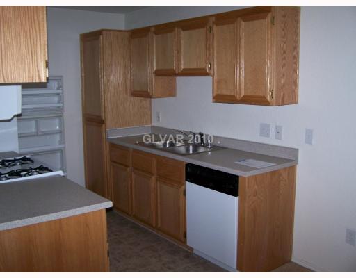 4730 East Craig Road, Unit 2095 Las Vegas, NV 89115 - Photo 6 of 14 Kitchen.