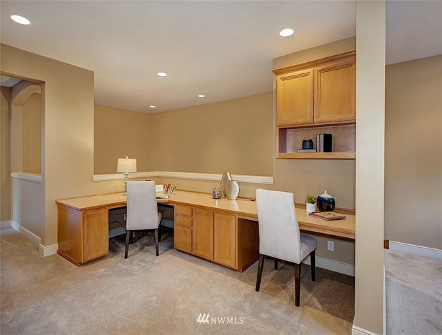 $1,707,000 | 17041 Northeast 114th Court, Redmond, WA 98052