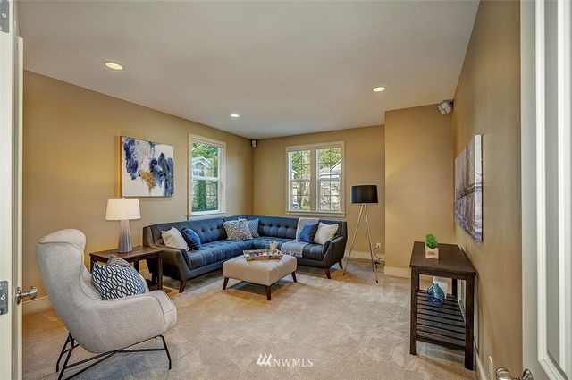 $1,707,000 | 17041 Northeast 114th Court, Redmond, WA 98052