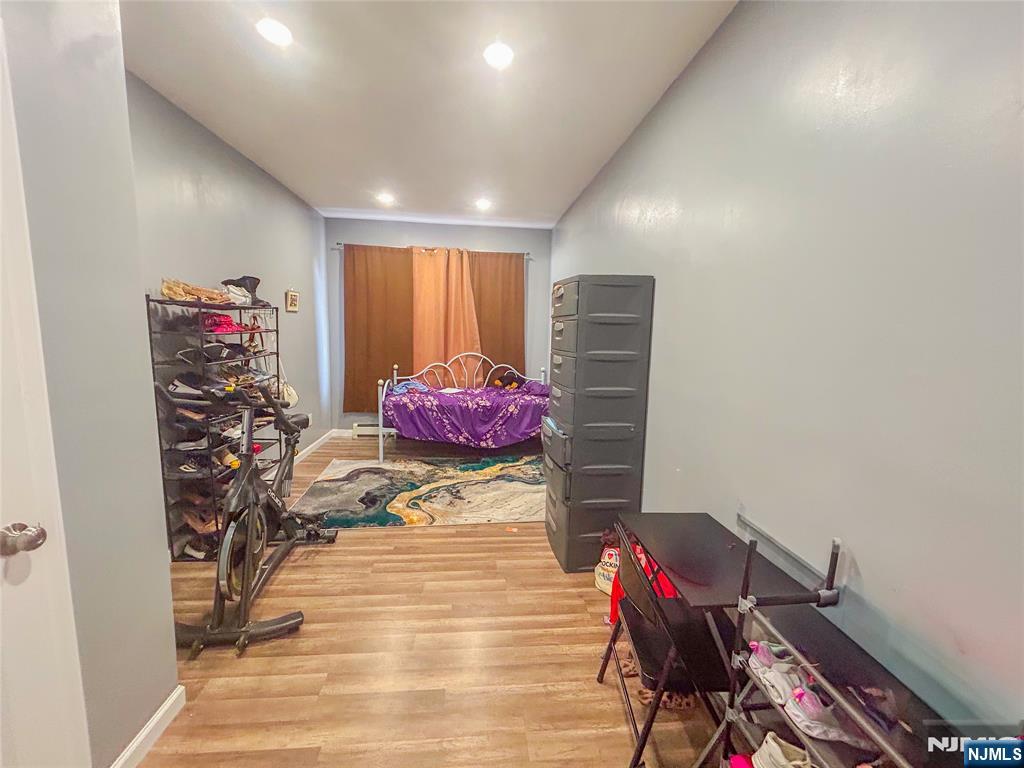 676 South 20th Street Newark, NJ 07103 - Photo 7 of 38 a view of a livingroom with furniture