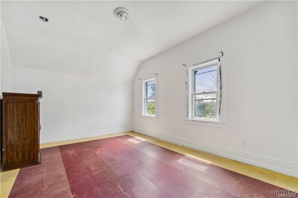 340 Rhode Island Street Buffalo, NY 14213 - Photo 20 of 25