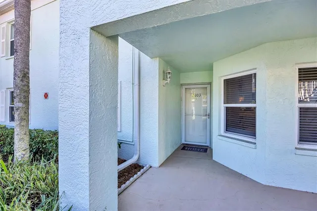 $199,500 | 5725 Greenwood Avenue, Unit 5103, North Port, FL 34287