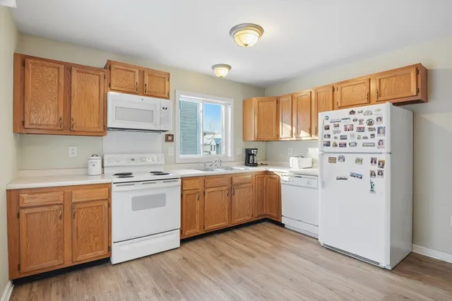 $359,900 | 56 Wigwam Hill Drive, Worcester, MA 01605