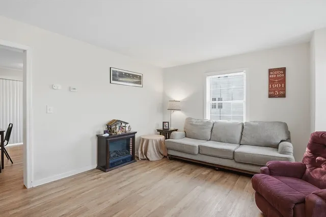 $359,900 | 56 Wigwam Hill Drive, Worcester, MA 01605