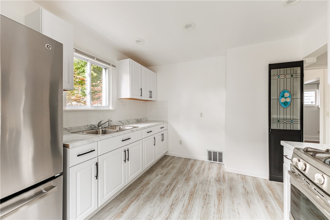 301 Avery Street Rochester, NY 14606 - Photo 8 of 35 Gallery Image 8