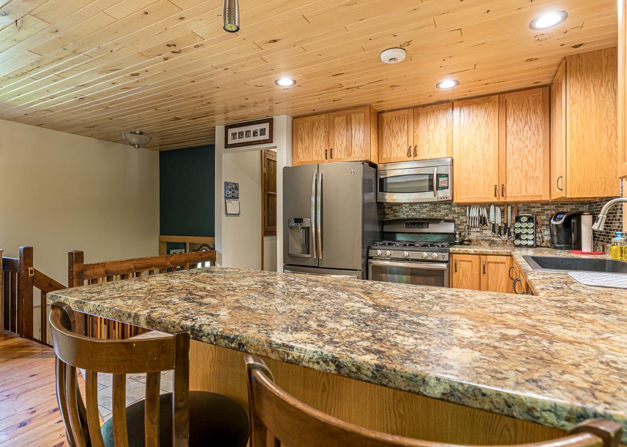 8530 Sutton Road Minocqua, WI 54548 - Photo 12 of 36 Gallery Image 12