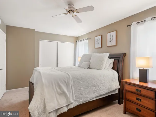 $2,400 | 564 Coventry Lane, West Chester, PA 19382