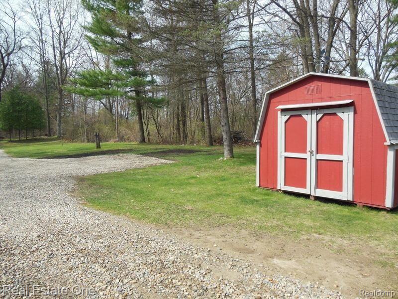 3009 East Schafer Road Howell, MI 48843 - Photo 52 of 57 DSCN0853.jpg