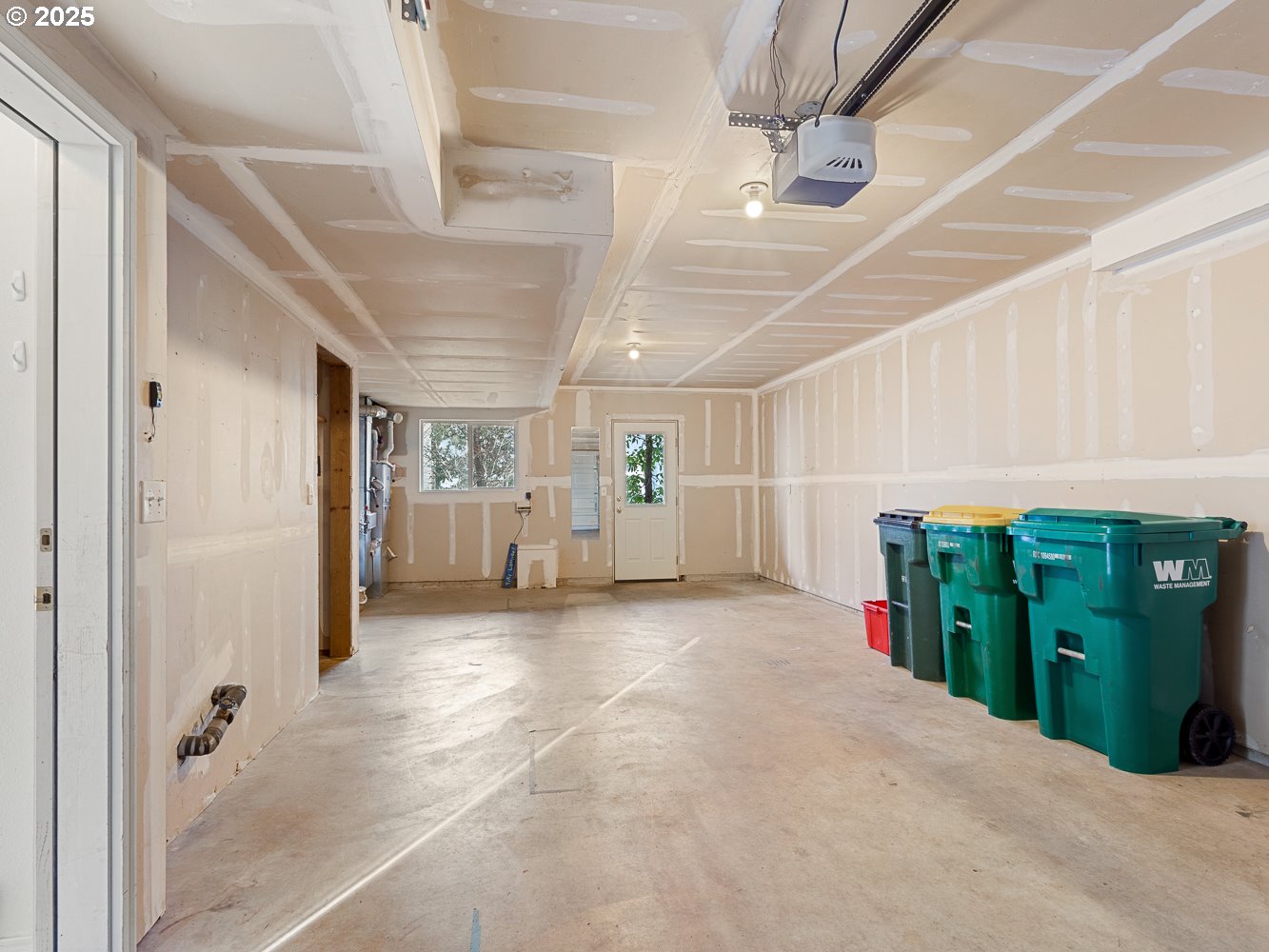 15513 Southwest Peridot Way Beaverton, OR 97007 - Photo 27 of 36 Gallery Image 27