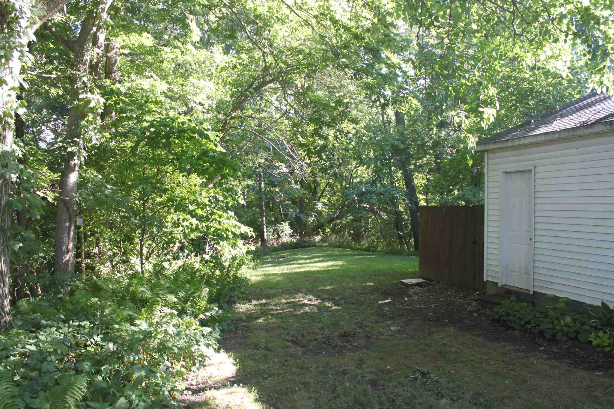 2647 Middle Road Davenport, IA 52803 - Photo 17 of 28 Gallery Image 17
