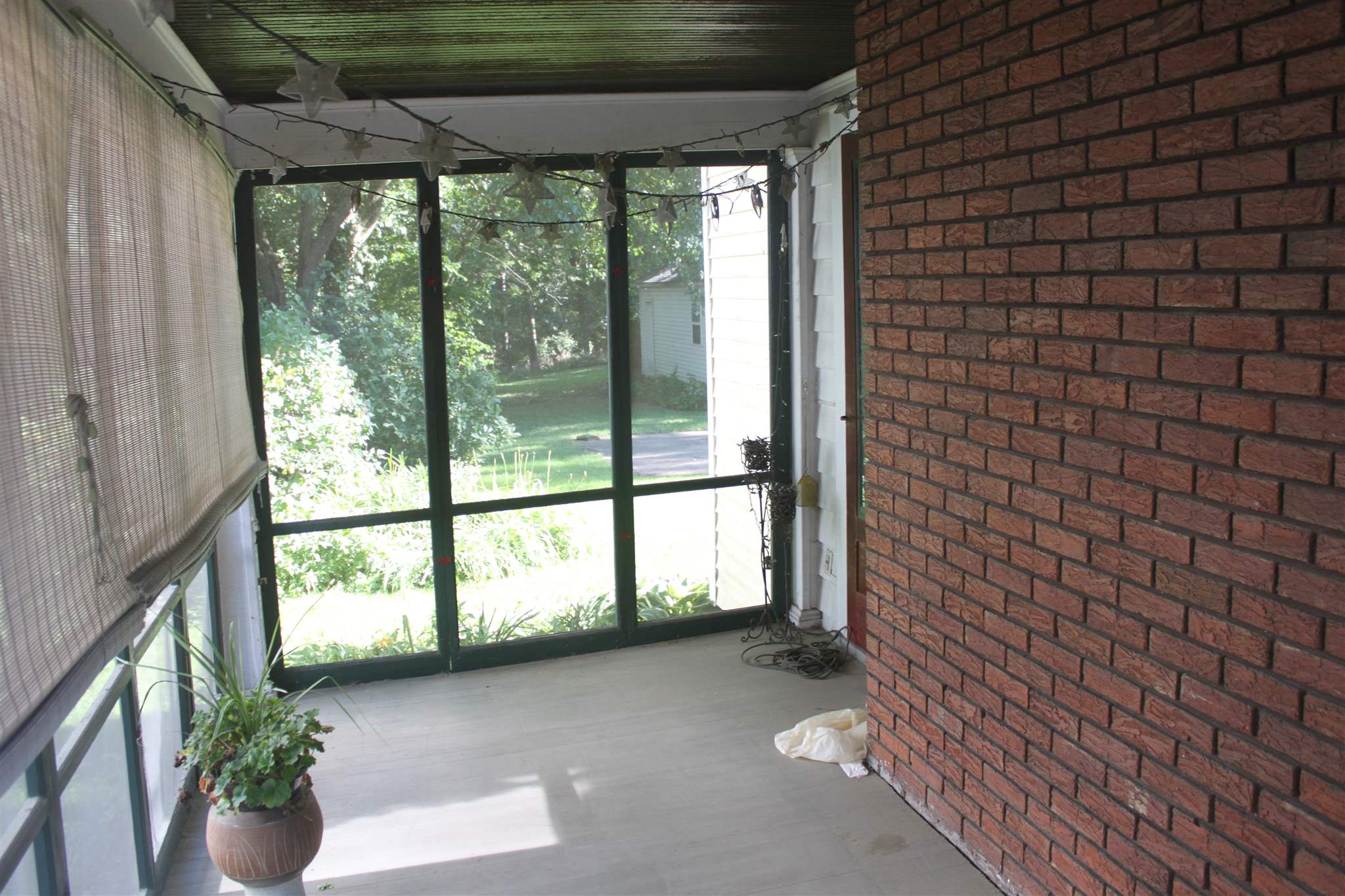 2647 Middle Road Davenport, IA 52803 - Photo 28 of 28 Gallery Image 28
