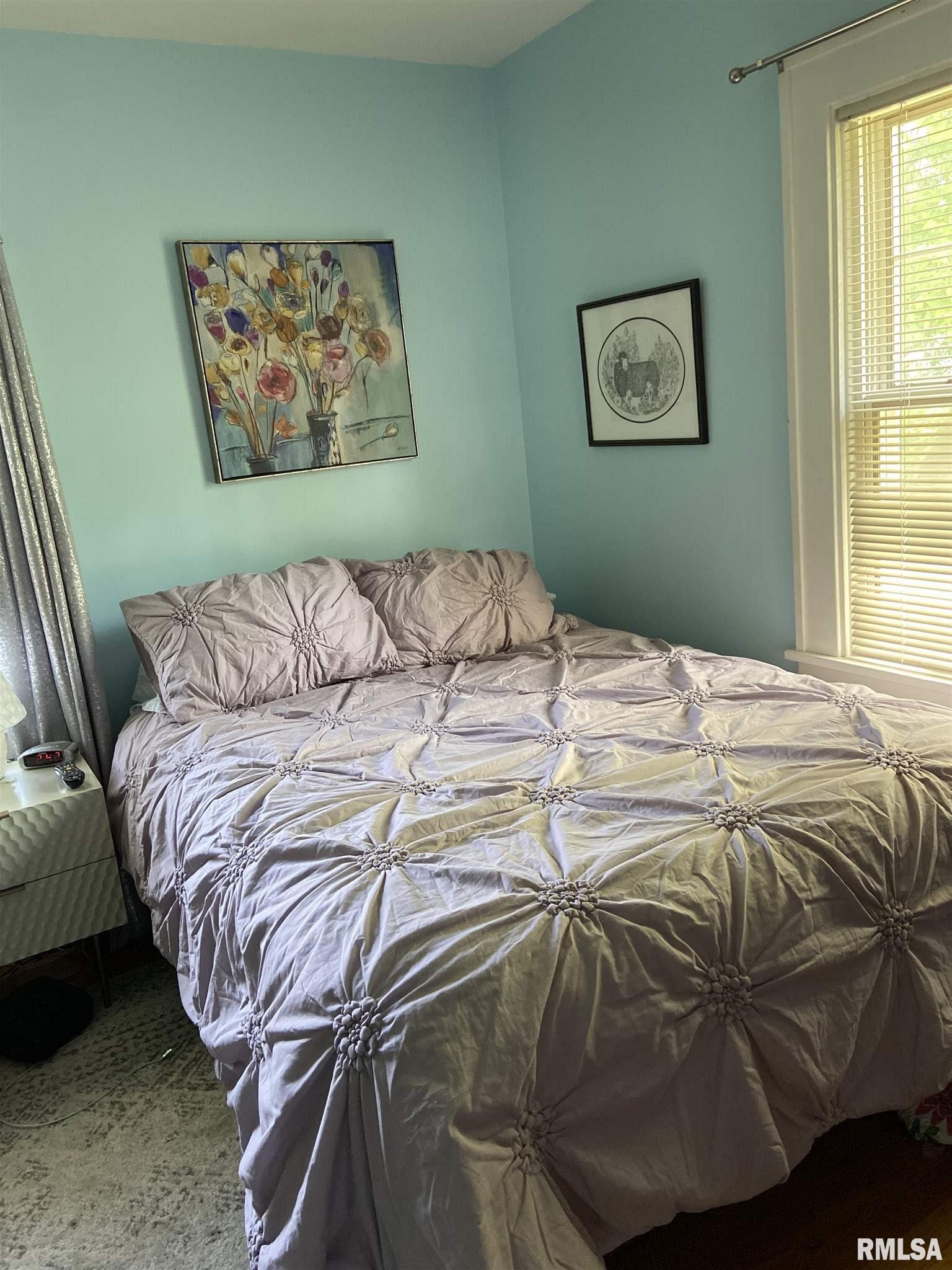 2647 Middle Road Davenport, IA 52803 - Photo 8 of 28 Gallery Image 8