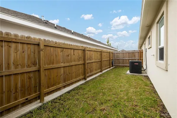 $1,150 | 5708 Puffin Avenue, Unit 3, Mission, TX 78573