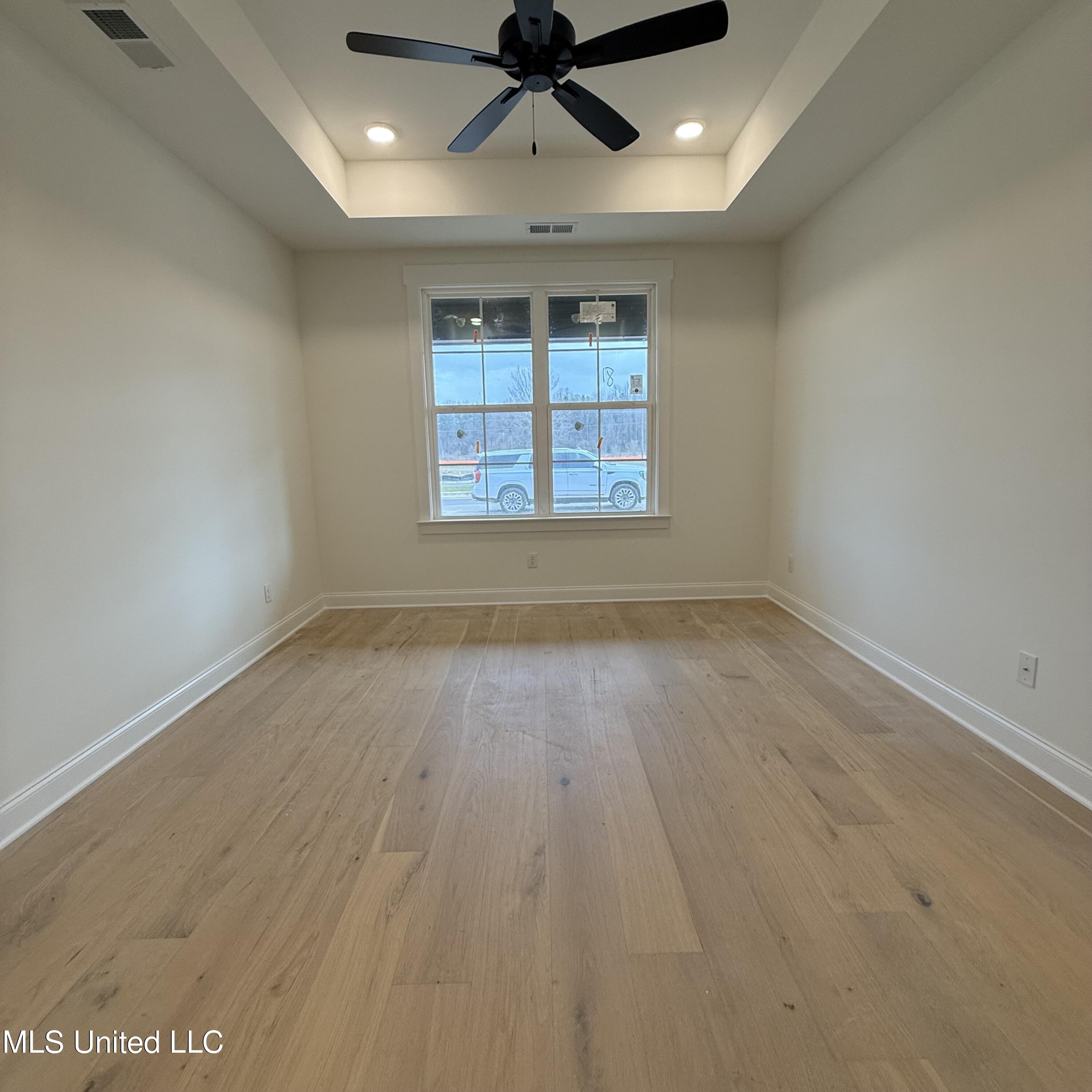 423 Sunflower Street Nesbit, MS 38651 - Photo 13 of 33 Cleveland