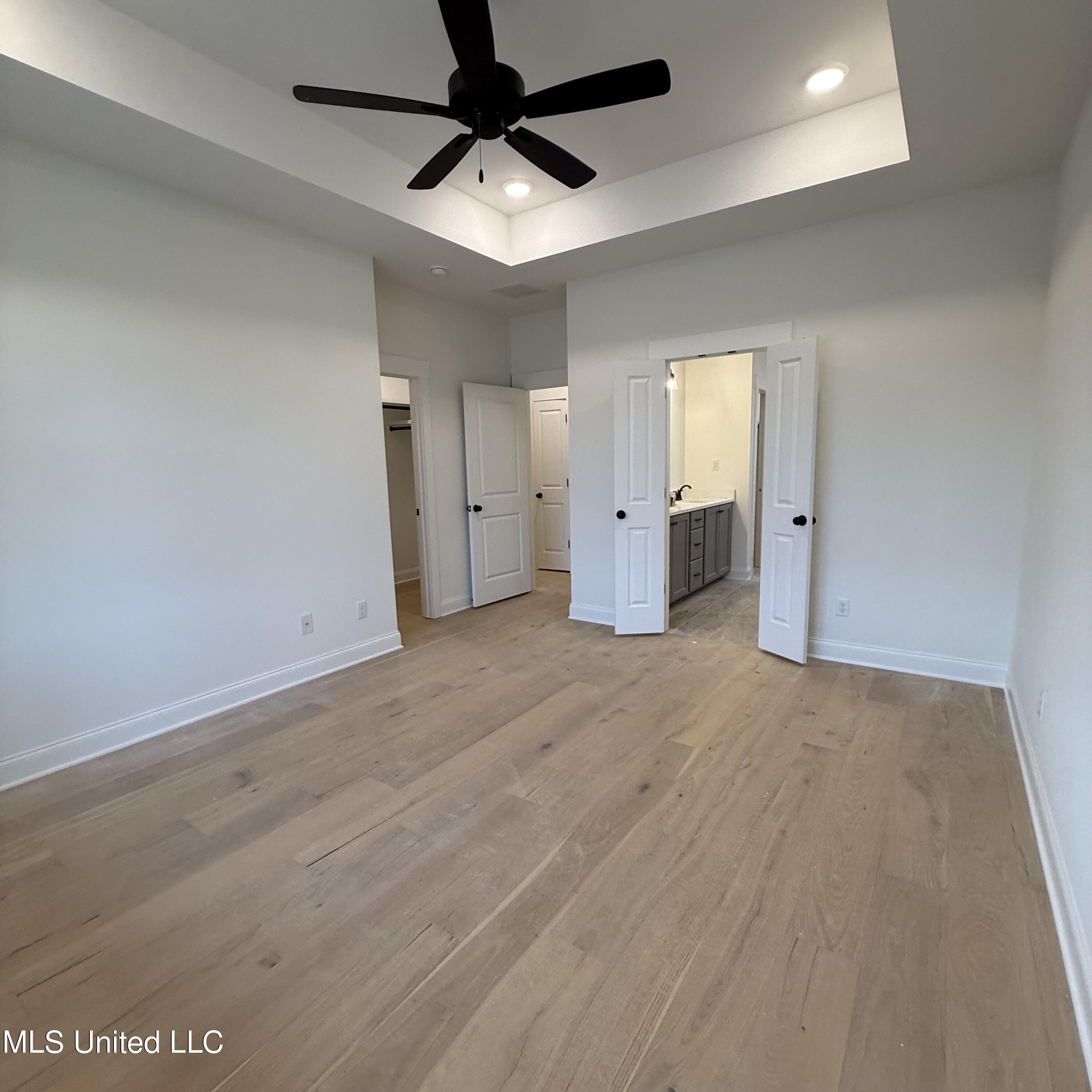 423 Sunflower Street Nesbit, MS 38651 - Photo 15 of 33 Cleveland