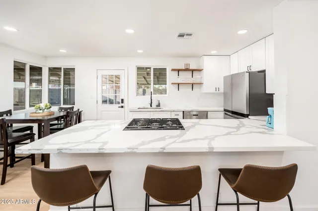 $3,249 | 4112 6th Avenue Northwest, Phoenix, AZ 85013