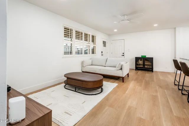 $3,249 | 4112 6th Avenue Northwest, Phoenix, AZ 85013