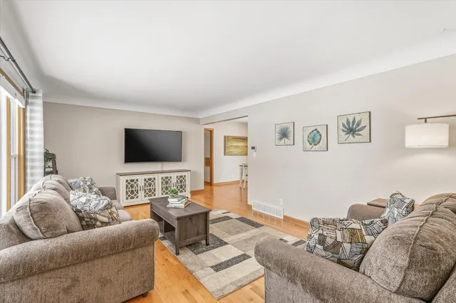 $279,900 | 257 3rd Avenue North, Sartell, MN 56377