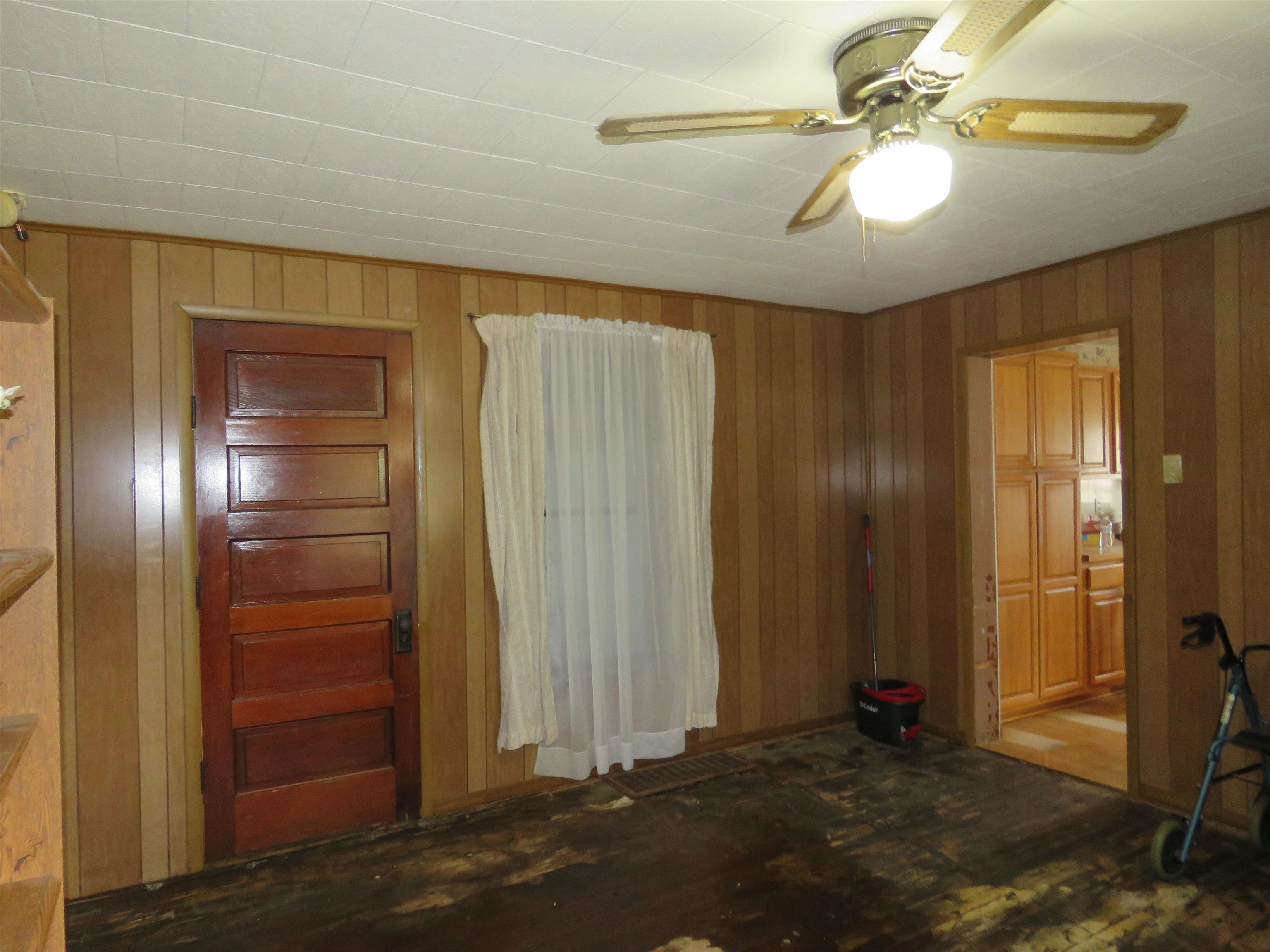 10603 South 41 Road Cadillac, MI 49601 - Photo 3 of 26 1902343-2.JPG
