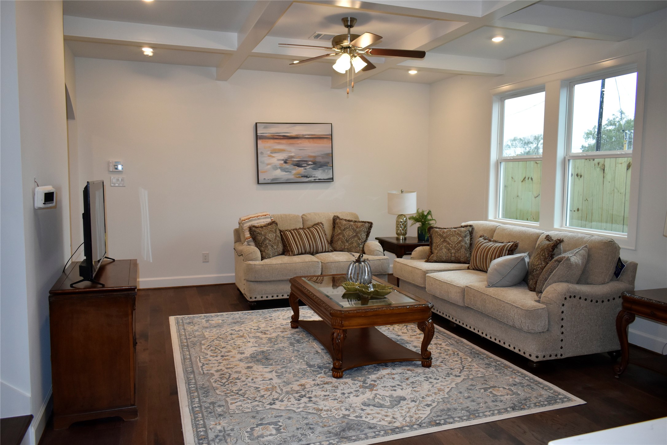 4804 Wilmington Street Houston, TX 77033 - Photo 6 of 47 Photo with furniture for reference