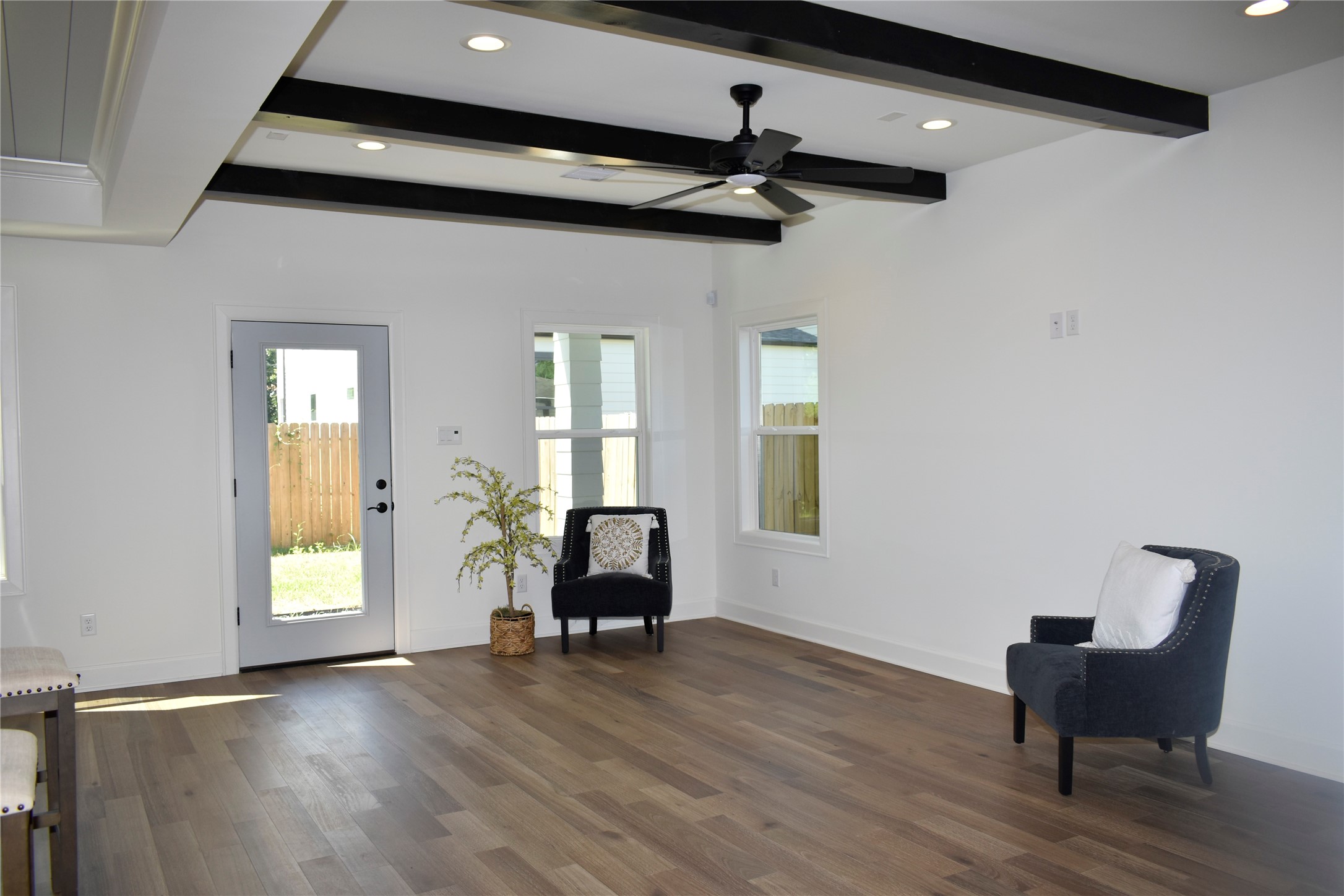 4804 Wilmington Street Houston, TX 77033 - Photo 9 of 47 This area could be the dining or living room