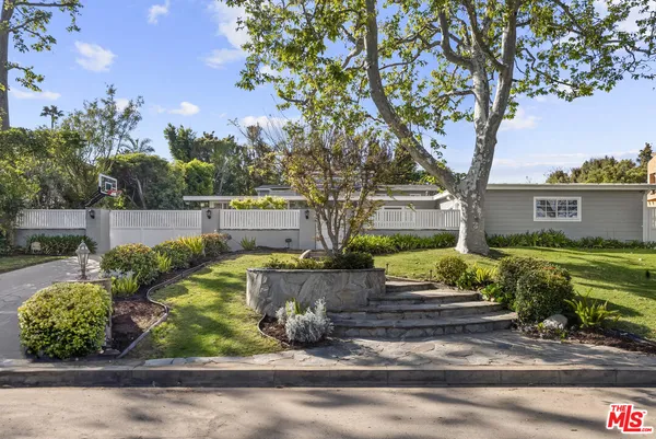 $30,000 | 1233 Corsica Drive, Pacific Palisades, CA 90272