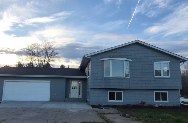 $420,000 | 24343 Highway 169, Milaca, MN 56353