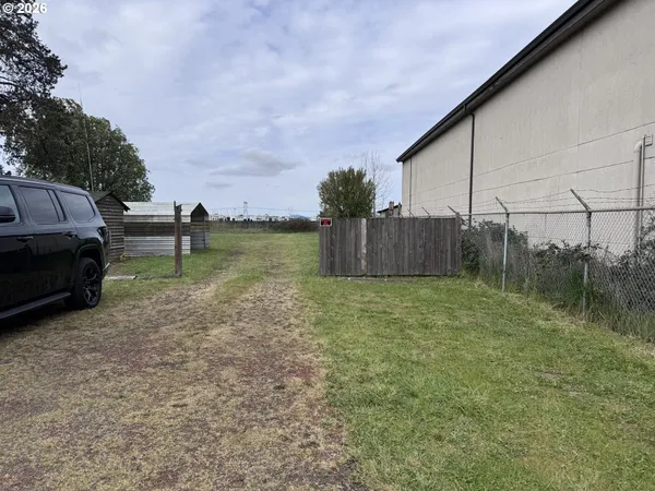 $265,000 | 90640 Link Road, Eugene, OR 97402