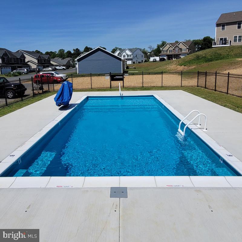 8796 Hillside Way Waynesboro, PA 17268 - Photo 38 of 38 Community Pool