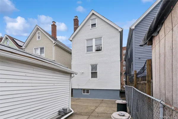 $999,000 | 139-18 139th Street | Briarwood