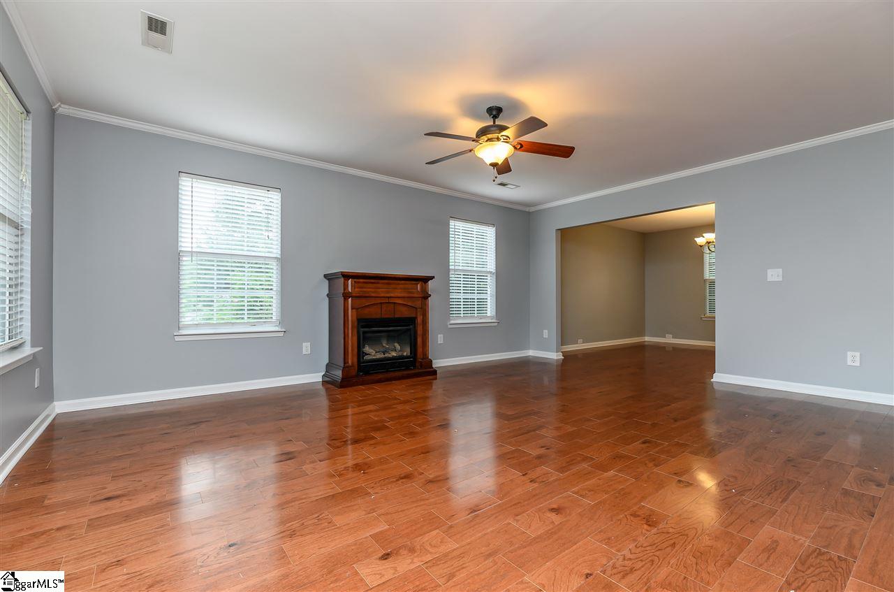 309 Appleton Lane Mauldin, SC 29662 - Photo 4 of 36 Gallery Image 4