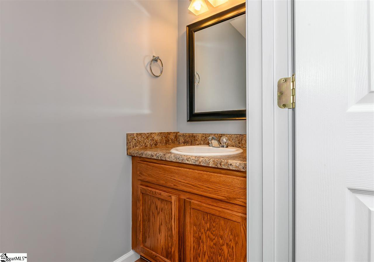 309 Appleton Lane Mauldin, SC 29662 - Photo 9 of 36 Gallery Image 9