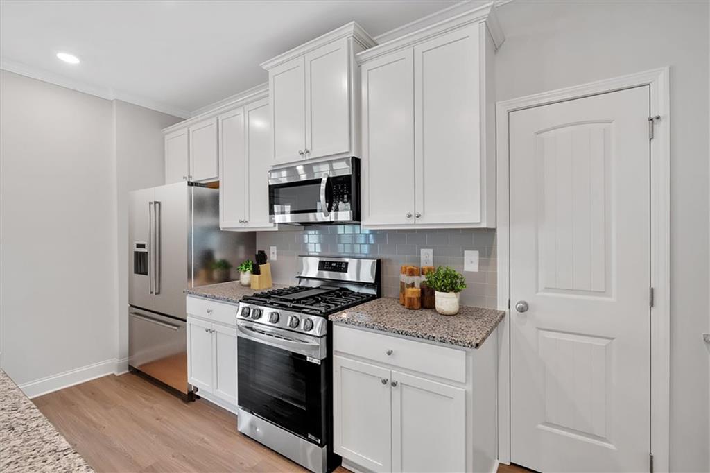 61 Colonial Court Villa Rica, GA 30180 - Photo 6 of 34